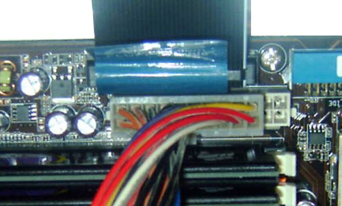 Floppy-Kabel am Mainboard
