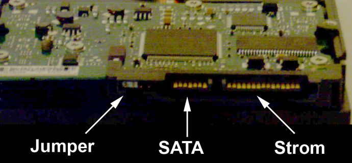 Jumper, SATA- und Stromanschluss